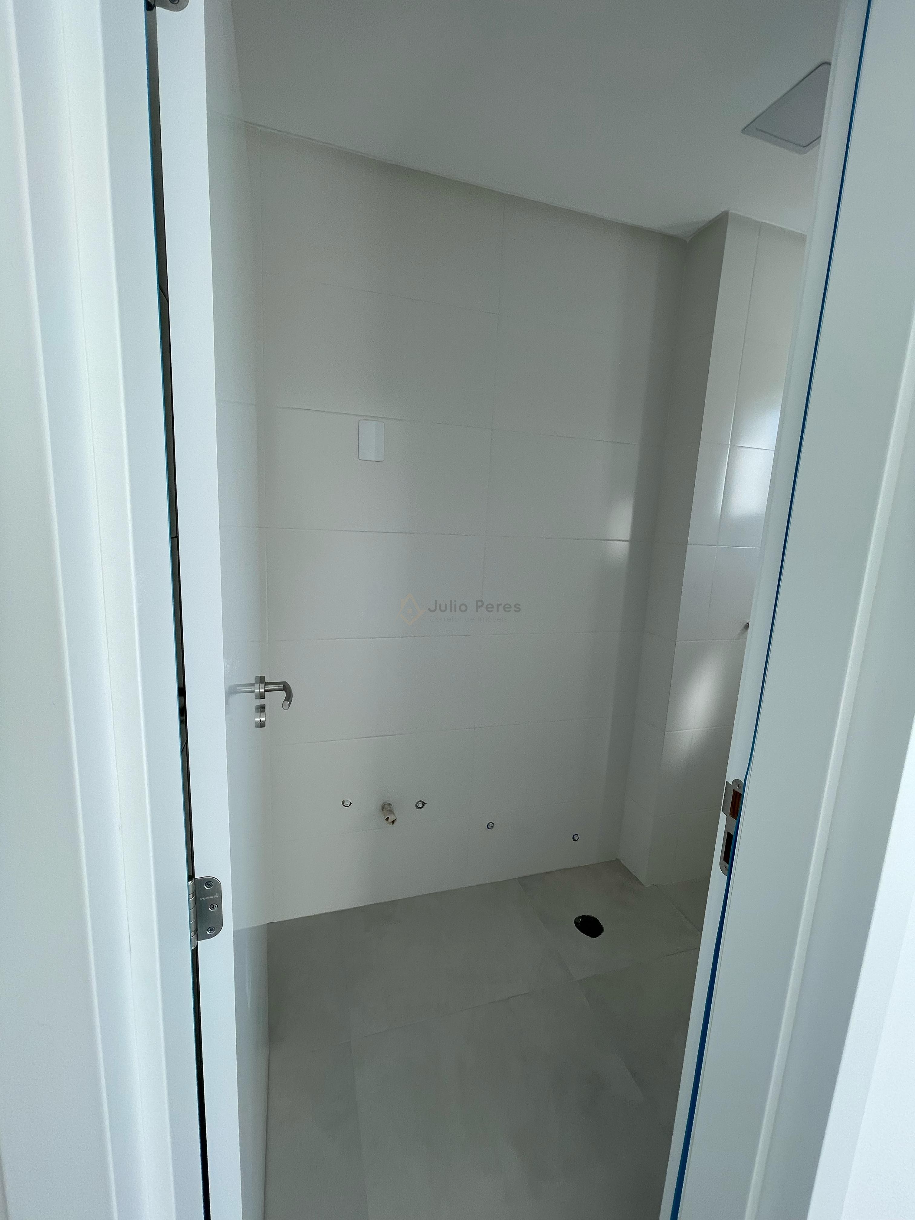 Apartamento 2 suítes para Venda no bairro CENTRO em Camboriú