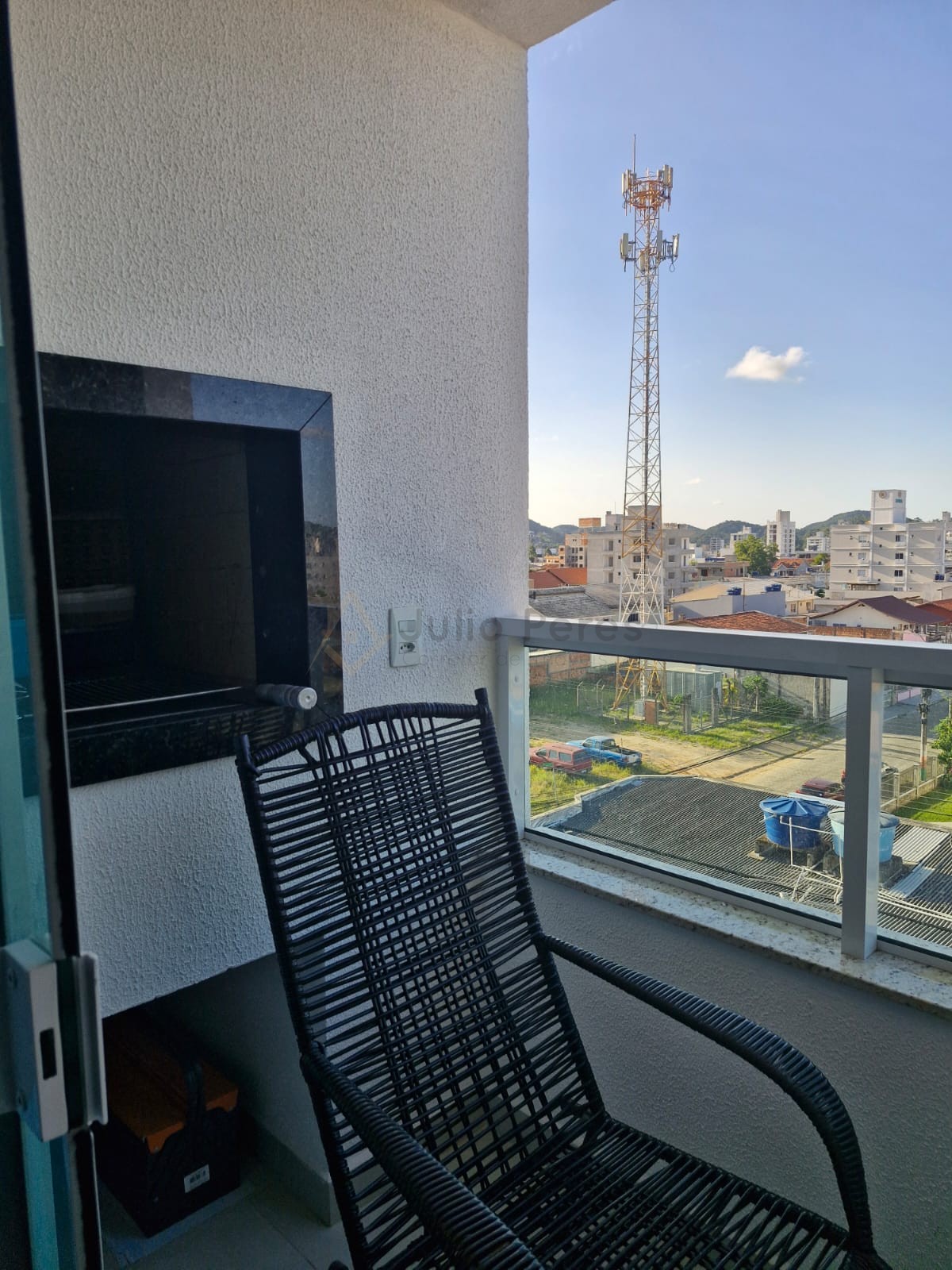 Apartamento no bairro Lídia Duarte em Camboriú