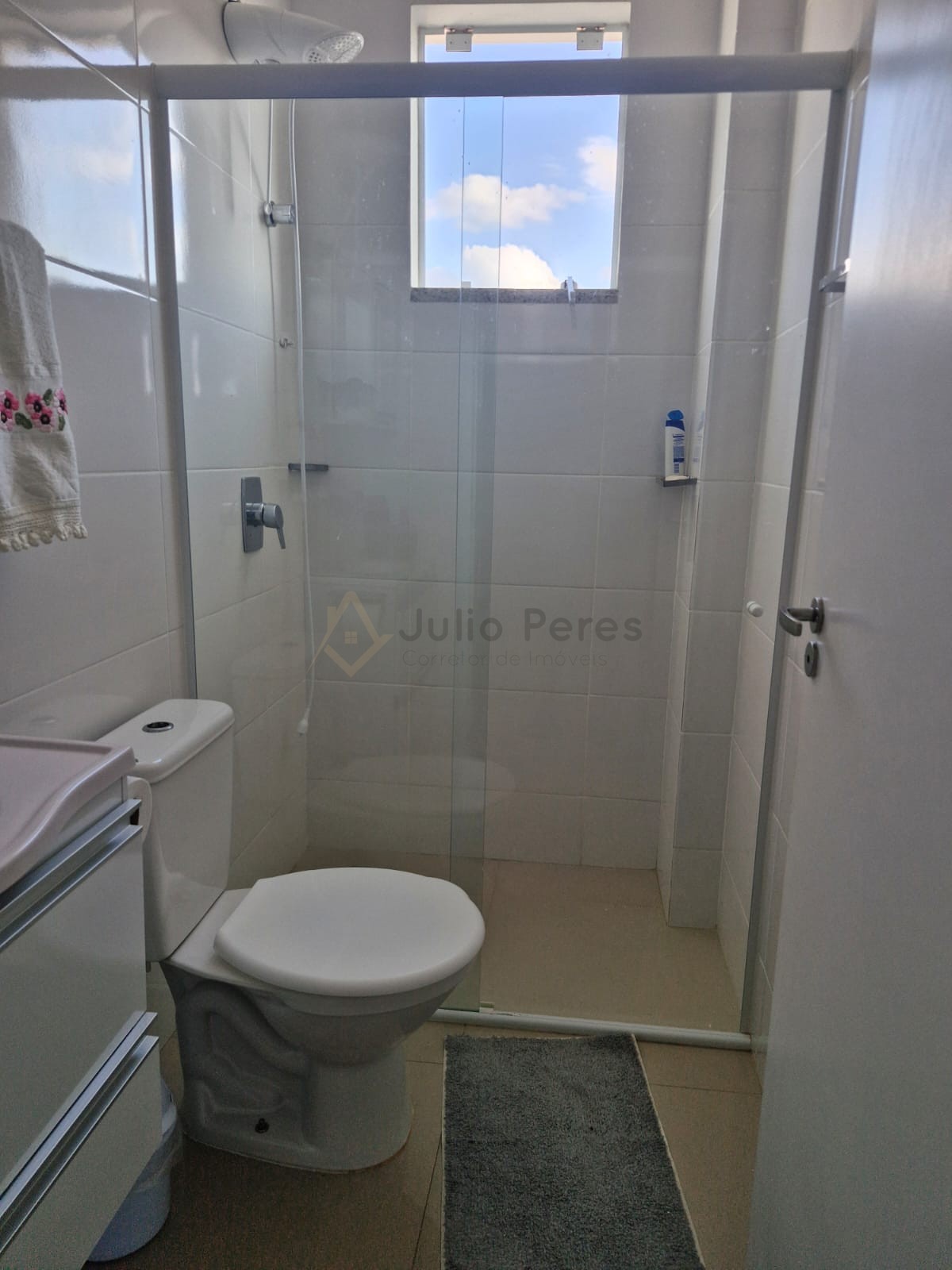 Apartamento no bairro Lídia Duarte em Camboriú